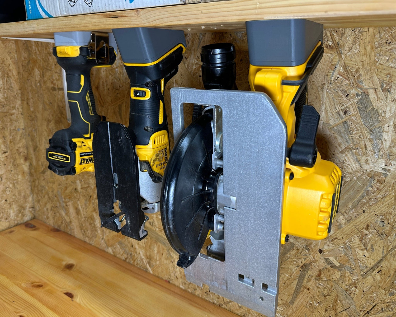DeWalt trzymak na narzędzia - 3DTechFusion